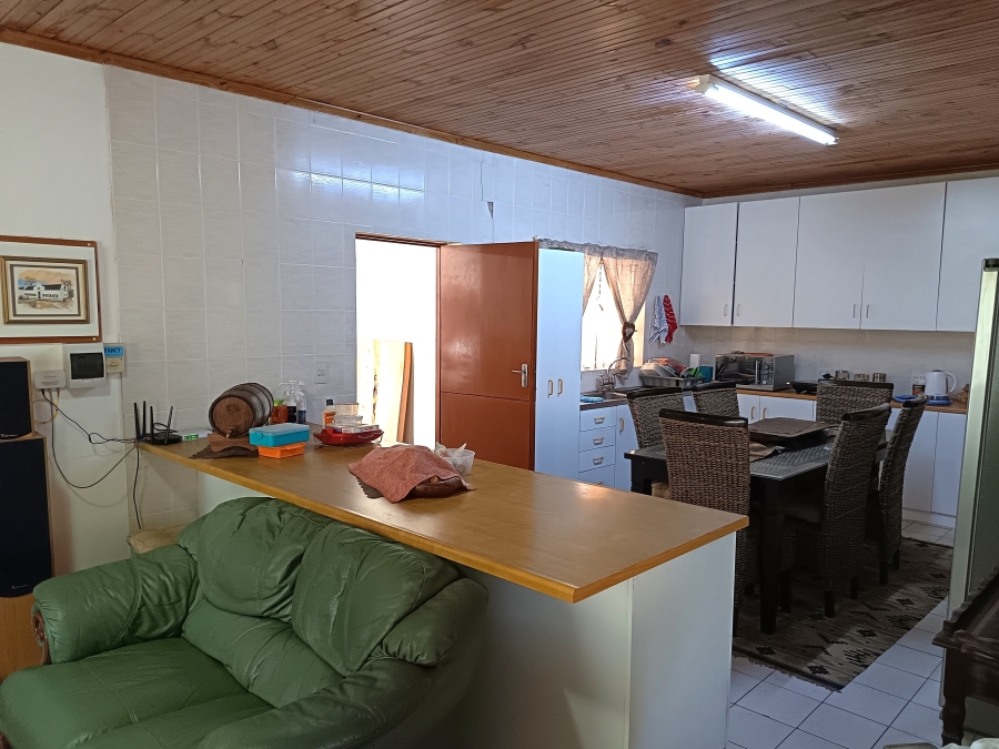 2 Bedroom Property for Sale in Noorsekloof Eastern Cape